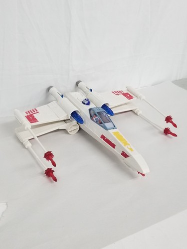Star wars wing fighter - x-wing,